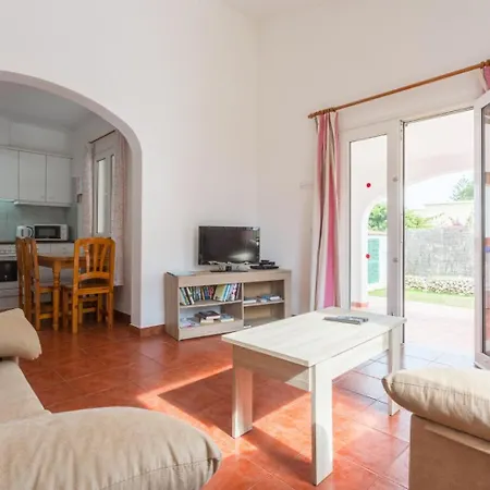 Calitja Dos Cala'N Bosch (Menorca)